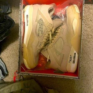 Offwhite Jordan 4s